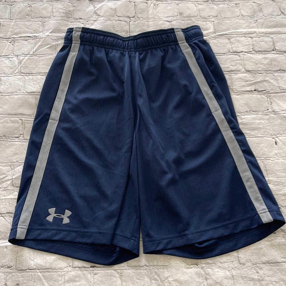 Under Amour Athletic Shorts Small